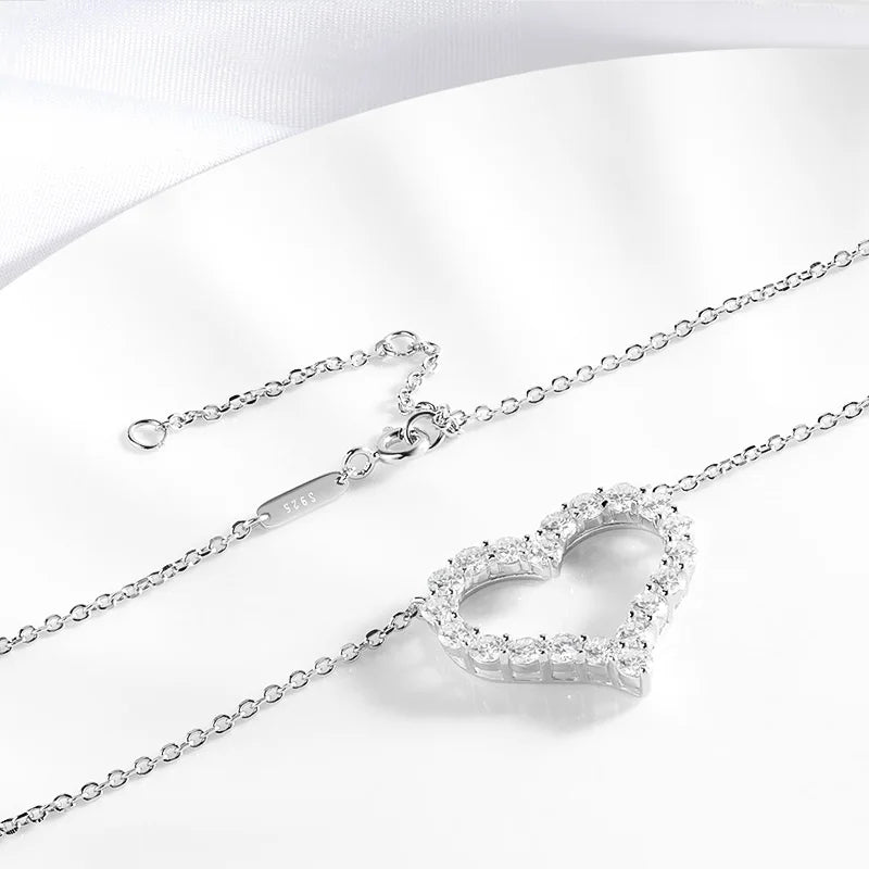2CT Pass Tested Moissanite Heart Necklace for Women S925 Silver Plated Platinum Simulated Diamonds Pendant Birthday Gift